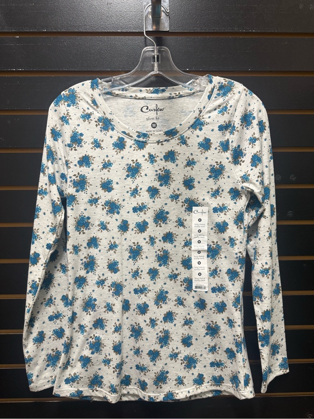 NWT Curfew Blue Floral Long Sleeve Scoop Neck Top Slim Fit M